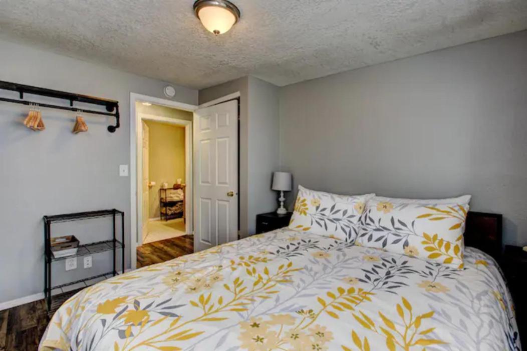 Red Bench Cottage Ideal Location Near Parks, Trails, Skiing, Hiking, Biking, Shopping Extended Stays Welcome Бойсі Екстер'єр фото
